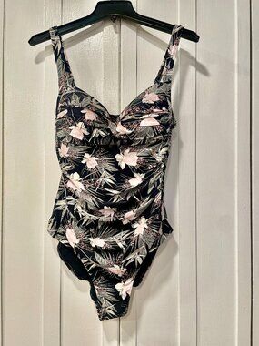 NIPTUCK SWIM Black Floral One Piece Swimsuit Adjustable Straps Beach Size 10